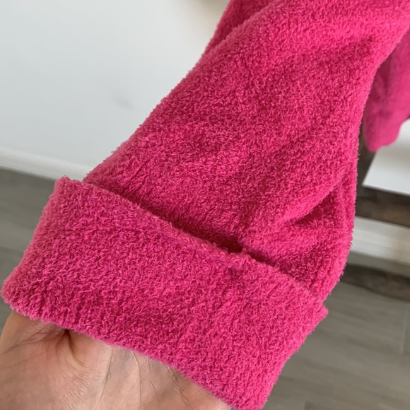 c.b.collections v-neck soft fluffy hot pink sweater / size L - Picture 8 of 10